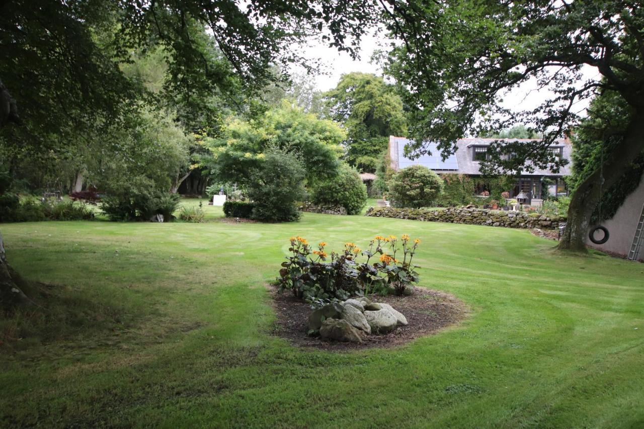 Serene Countryside Home With Manicured Gardens ストーンヘブン エクステリア 写真